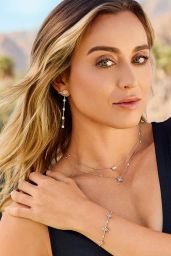 Paula Badosa Serves Up Off-Court Style