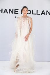 Pia Wurtzbach Debuts Ethereal Feathers at Stephane Rolland PFW, July 8, 2025