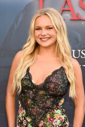 Pressley Hosbach Blossoms at "Last Summer" Premiere