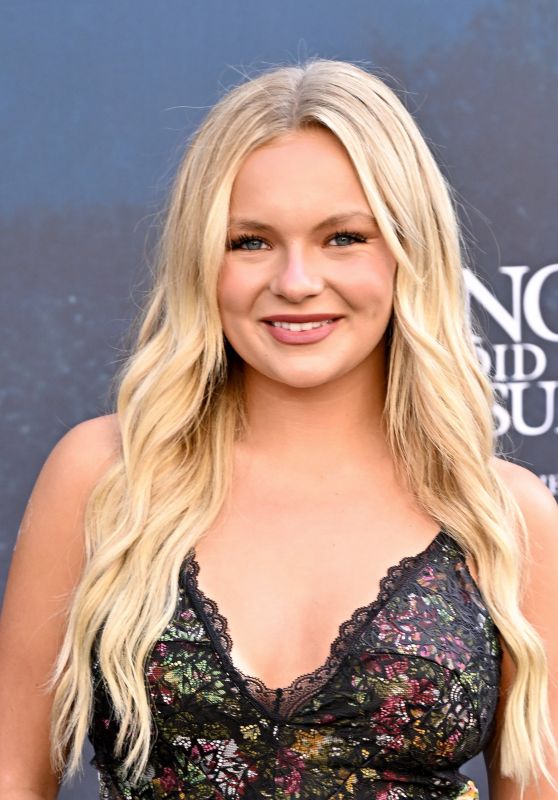 Pressley Hosbach Blossoms at "Last Summer" Premiere