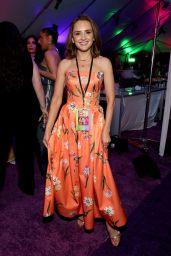 Rachael Leigh Cook Attends ‘Freakier Friday’ Premiere in Floral Whimsy – L.A. July 2025