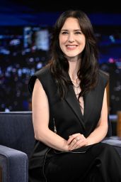 Rachel Brosnahan Debuts Punk-Tailored Chaos on Tonight Show