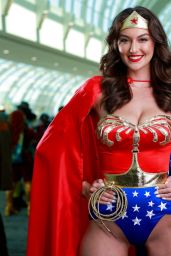 Rachel Pizzolato Embodies Wonder Woman at Comic-Con