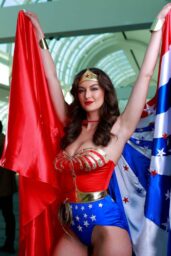Rachel Pizzolato Embodies Wonder Woman at Comic-Con