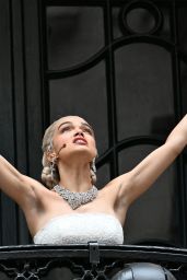 Rachel Zegler Channels Eva Perón in Crystal-Laced Drama at London Palladium — July 26, 2025
