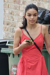Rachel Zegler Embraces Urban Ease on London Dog Walk – July 2025