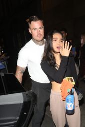 Rachel Zegler Steps Out in Casual Comfort After London Palladium Show
