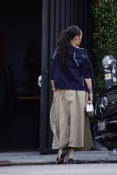Rihanna Flaunts Bump, Unveils Sporty Street Style