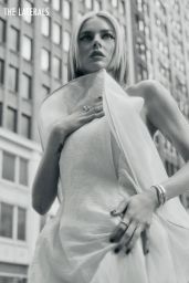 Samara Weaving Dazzles in 