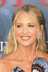 Sarah Michelle Gellar’s Butterfly Revival at “I Know What You Did Last Summer” Premiere