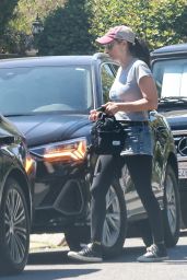 Sarah Silverman Embraces LA Athleisure Before Workout – July 8, 2025