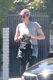 Sarah Silverman Embraces LA Athleisure Before Workout – July 8, 2025