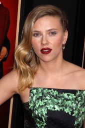Scarlett Johansson Attends Hitchcock Premiere in Botanical Noir – NYC