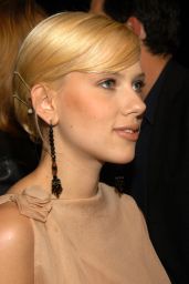 Scarlett Johansson’s Ethereal Debut for Girl With A Pearl Earring