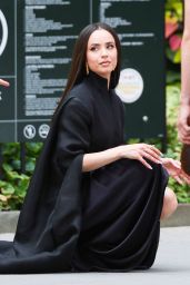 Sofia Carson - Unveils Urban Drama in Madison Square Park