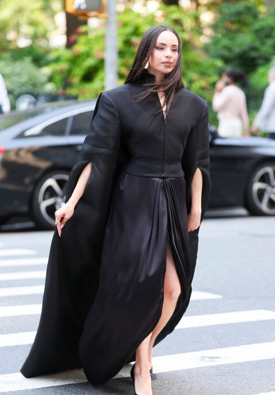 Sofia Carson - Unveils Urban Drama in Madison Square Park
