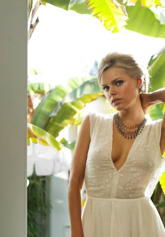 Sophie Monk Stuns in 2007 Photoshoot Glamour