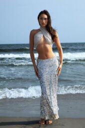 Sophie Rothschild Embraces Seaside Glamour for L'Officiel Baltic July 2025