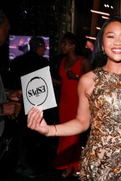 Sunisa Lee attends ESPY Awards in gilded floral gown – Hollywood 2025