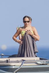 Tate McRae Channels Riviera Ease in ROQUE Bikini – Saint-Tropez 2025