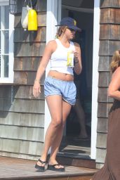 Tate McRae - Hamptons Heatwave Style, July 6, 2025