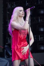 Taylor Momsen’s Crimson Rebellion Opens AC/DC’s Berlin Blowout
