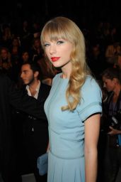 Taylor Swift Attends Elie Saab’s Paris Catwalk in Whiplash Chic – Oct 3, 2012