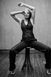 Uma Thurman Flaunts Fierce Edge for Flaunt Magazine