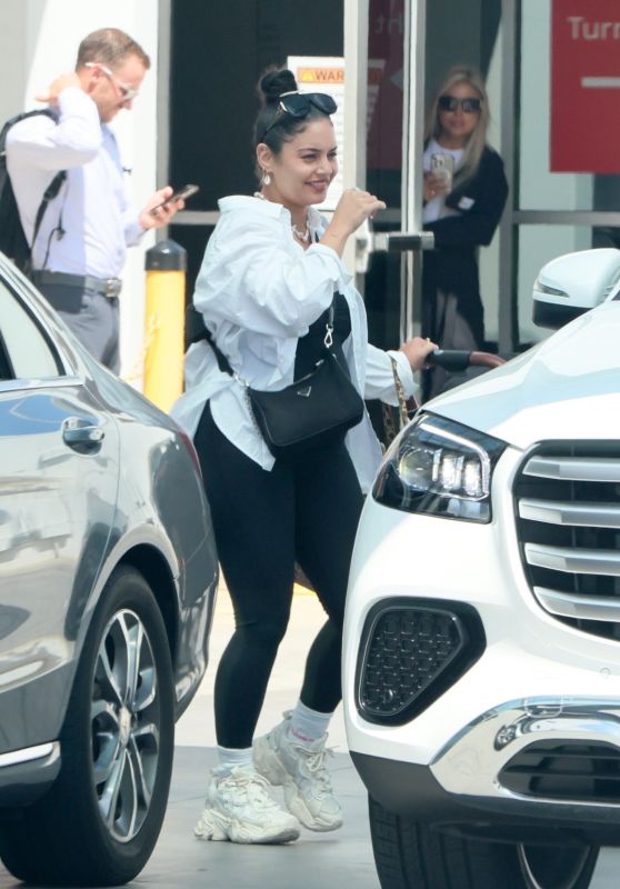 Vanessa Hudgens Masterfully Blends Comfort and Cool at LAX