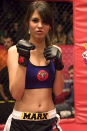 Victoria Justice on Set, 'iCarly' (April 2009)