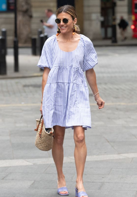 Zoe Hardman Steps Out in Gingham for London