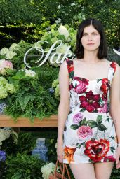 Alexandra Daddario’s Floral Escape in the Hamptons