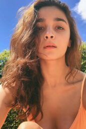 Alia Bhatt Debuts Sunlit Peach Look in Summer 2025 Selfie