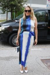Alicia Silverstone Debuts Effortless Chic at Venice Festival