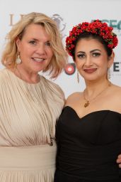Amanda Tapping Debuts Cream-Pleated Elegance at Leo Awards Vancouver