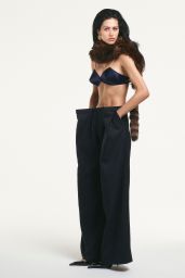 Amelia Gray Unveils Retro Glamour for VOGUE España