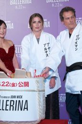 Ana de Armas Unveils Custom Louis Vuitton in Tokyo