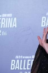 Ana de Armas Unveils Custom Louis Vuitton in Tokyo