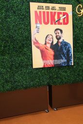 Anna Camp’s Playful Premiere Style
