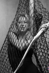 Anna Kournikova’s Tennis-Core Revival for K-Swiss