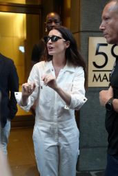 Anne Hathaway