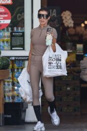 Elisabetta Canalis Unveils Casual Chic in Beverly Hills