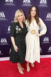 Elizabeth Gillies’ Crisp Ivory Gala Unveiling