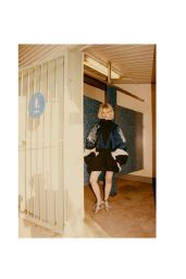 Emily Alyn Lind’s Summer of “Cyber Romance” for Schön!