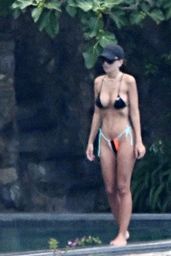 Emily Ratajkowski