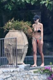 Emily Ratajkowski