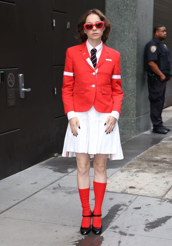 Emma Myers Debuts Bold Preppy Look for GMA