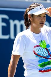 Emma Raducanu Debuts Playful Power at US Open Practice