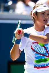 Emma Raducanu Debuts Playful Power at US Open Practice