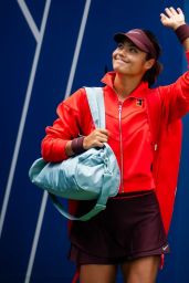Emma Raducanu Defeats Ena Shibahara at US Open First Round